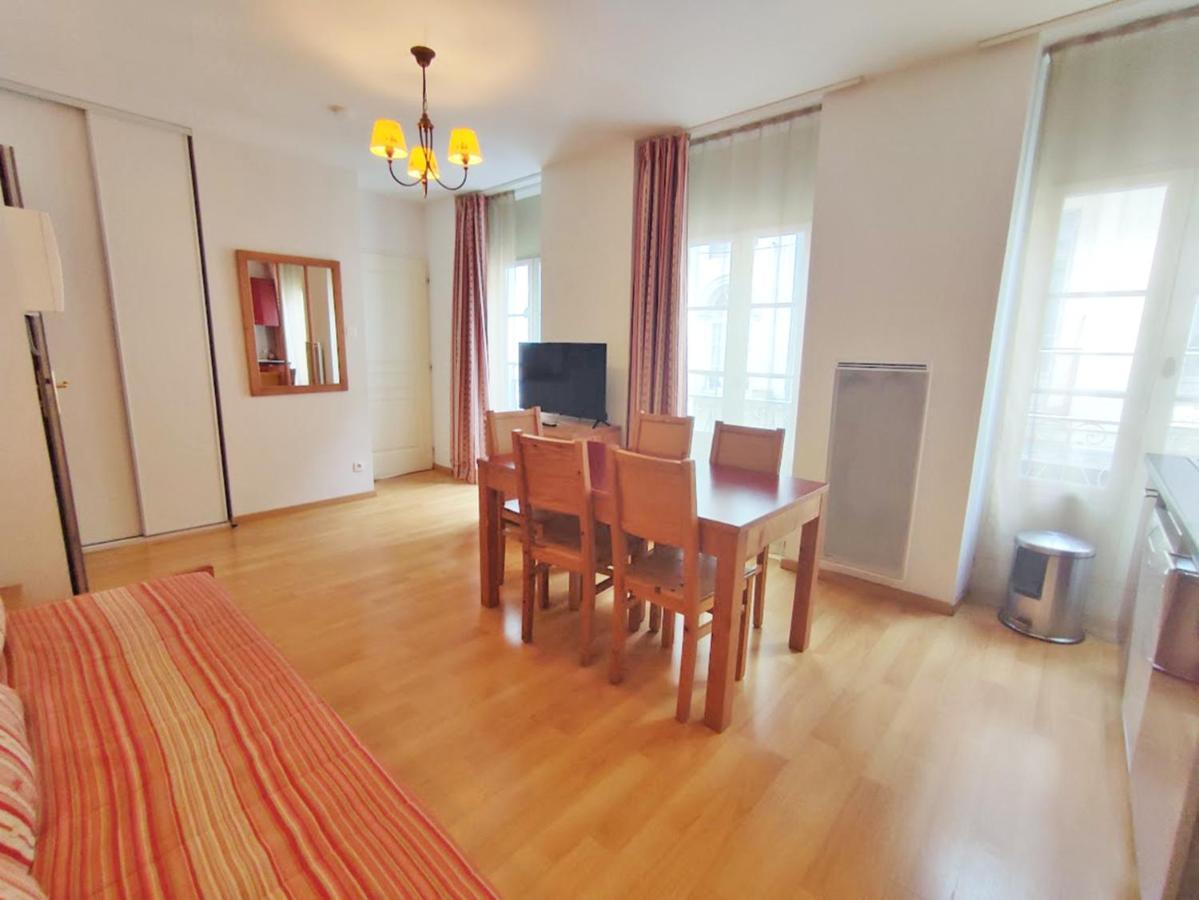 Ostal, T3, Centre Luchon, Wifi, Casier A Skis, Ascenseur, 6 Personnes Bagnères-de-Luchon Eksteriør billede